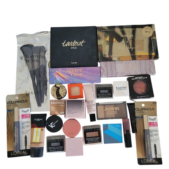Mixed Cosmetics Lot Tarte Nomad Space Case Mary Kay Travel & Full Sz Preowned - Picture 1 of 9